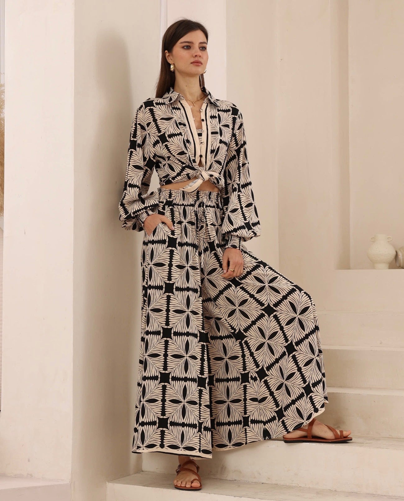 Paris Geometric Floral Print Palazzo Pants - Beige/Black