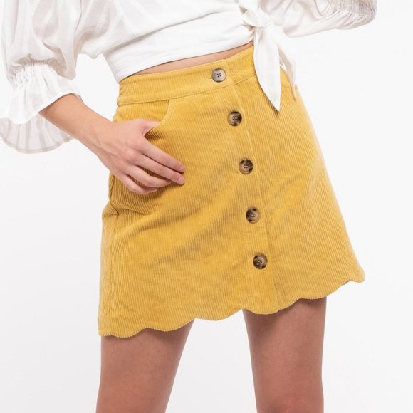 Velvet Scallop Edge Skirt